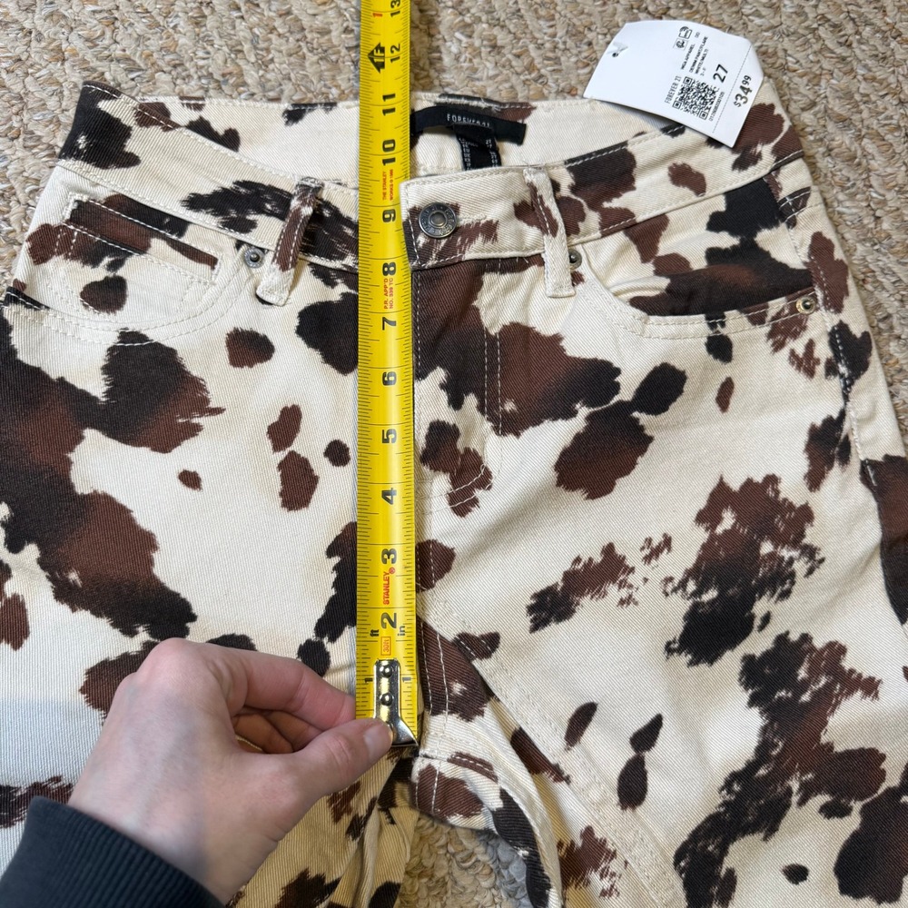 NWT Forever 21 Cow Print Flare Jeans Denim Pants Women Size 27 Brown Cream - Picture 5 of 10